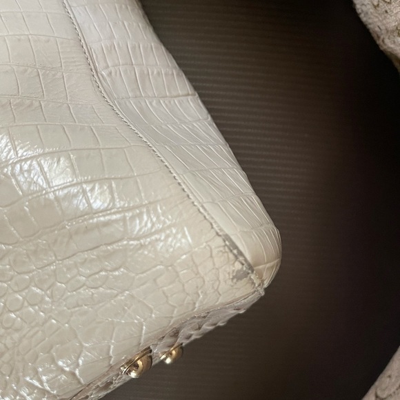 Brahmin - Picture 9 of 11